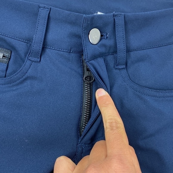 Lululemon Urbanite Pant Inkwell - Picture 4 of 11